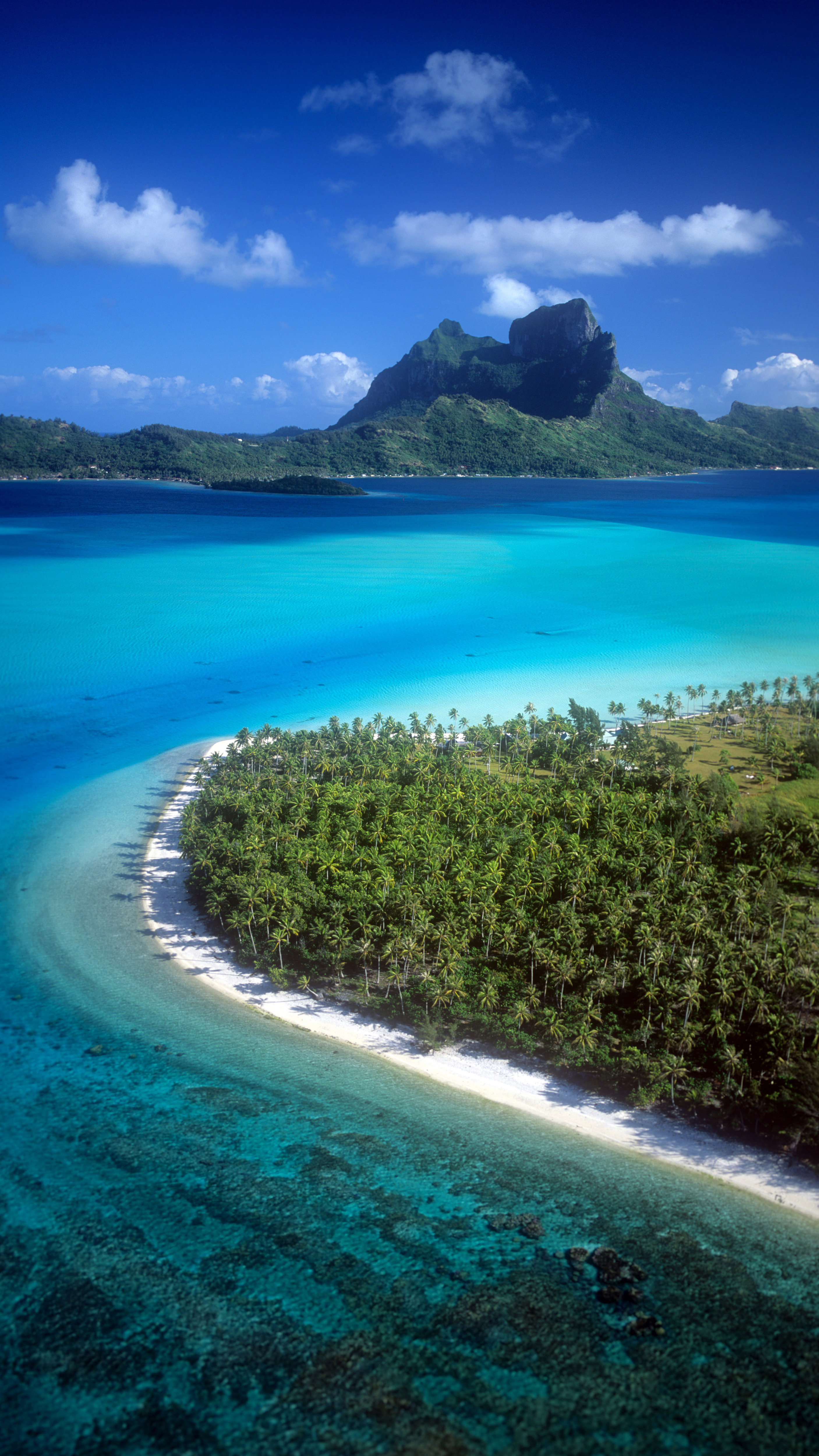 Cruising French Polynesia: Tahiti and Beyond
