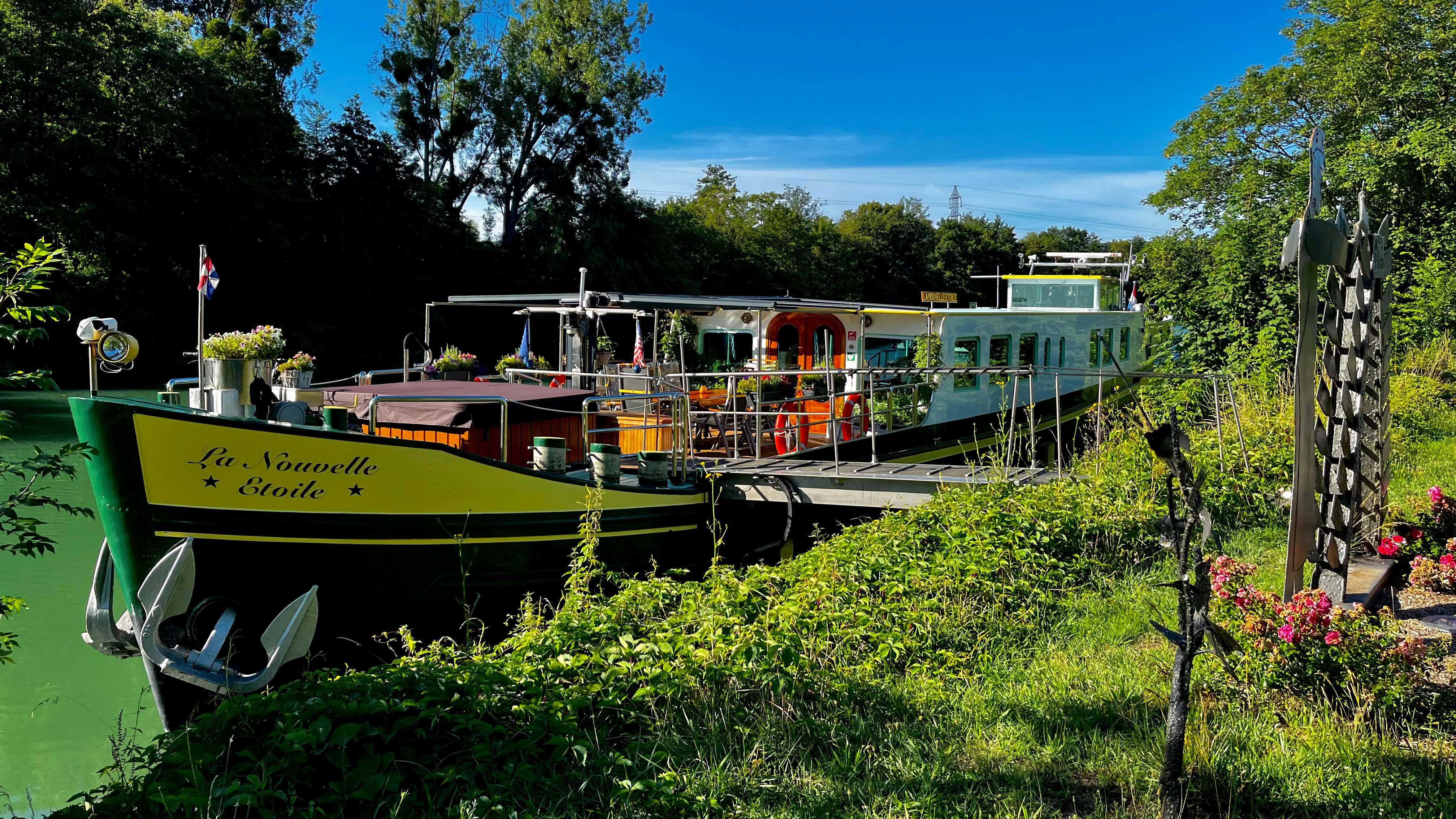 La Nouvelle Etoile - Moselle River