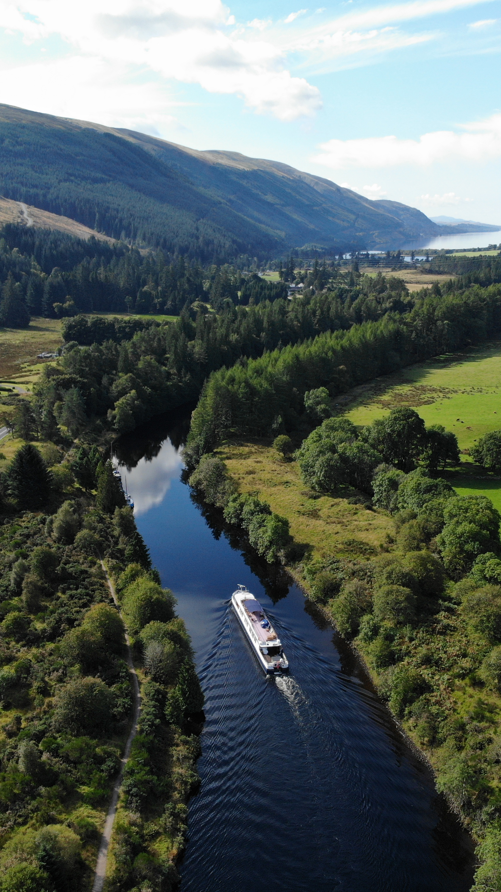 Spirit of Scotland - Caledonian Canal & Loch Ness