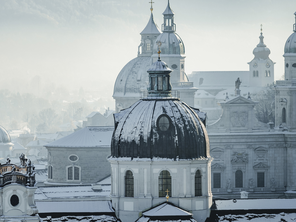 A Christmas Cruise on the Danube