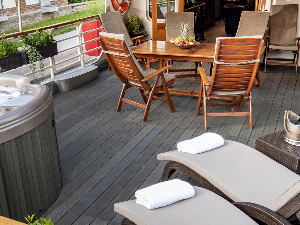 Prospérité - Burgundy Canal